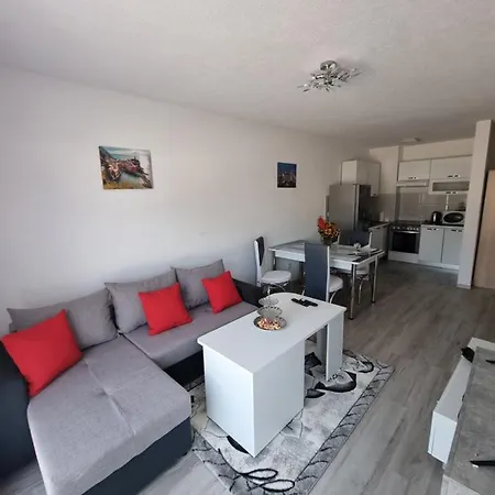 Apartment Baban 1 *